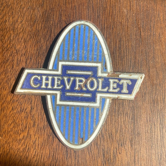 Chevrolet Other - Chevrolet Vintage Enamel Radiator Badge
